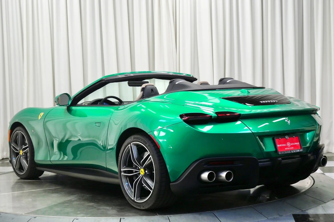 2024 Ferrari Roma Spider - Image 6 of 12