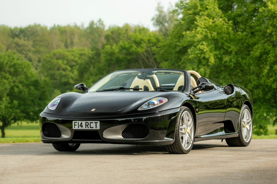 2024 Ferrari Roma Spider - Image 8 of 16