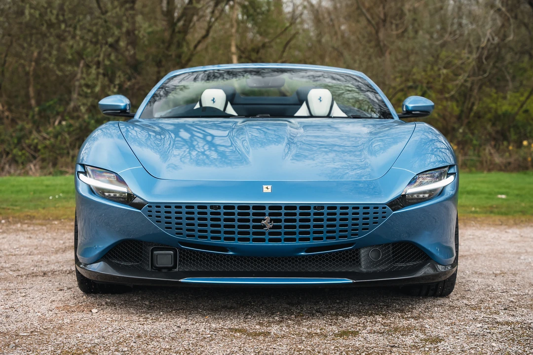 2024 Ferrari Roma Spider - Image 2 of 16