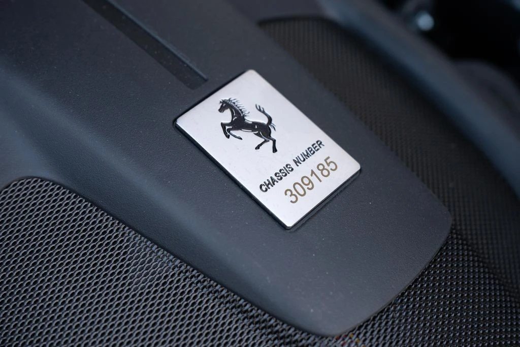 2024 Ferrari Roma Spider - Image 14 of 21