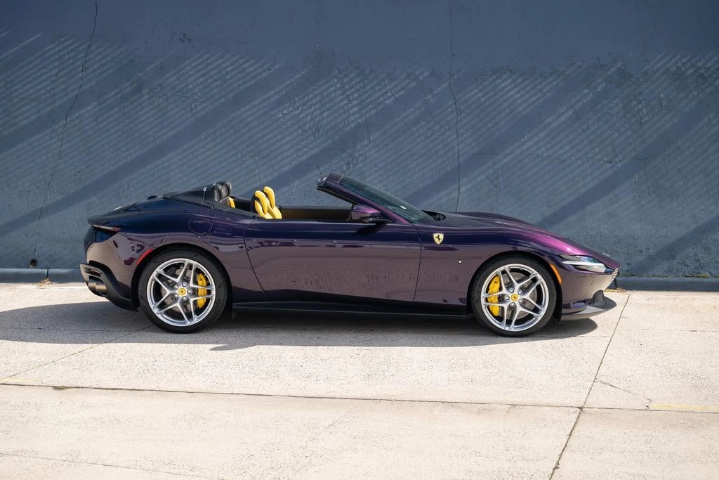 2024 Ferrari Roma Spider - Image 7 of 21
