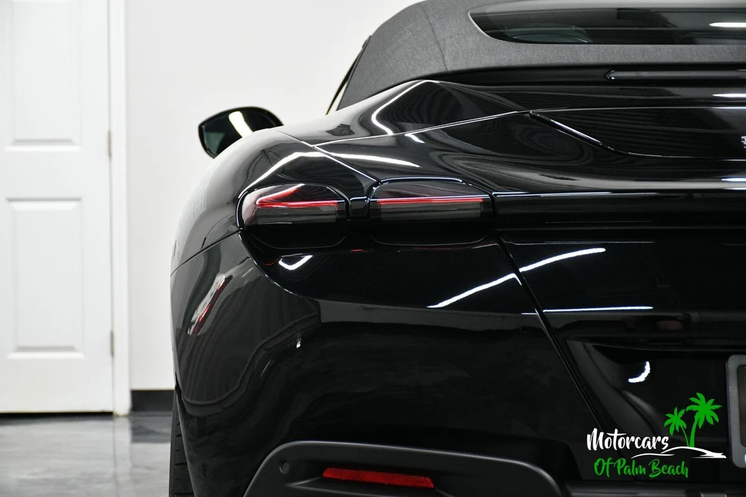 2024 Ferrari Roma Spider - Image 15 of 31