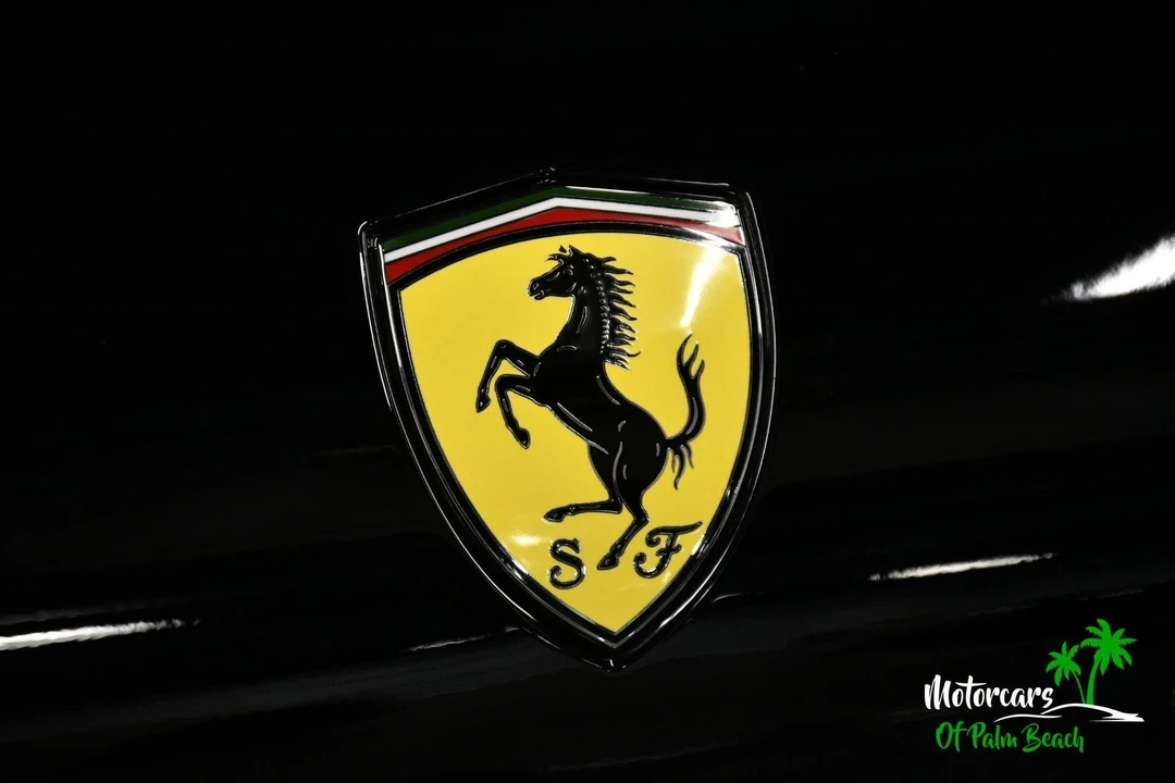 2024 Ferrari Roma Spider - Image 4 of 31