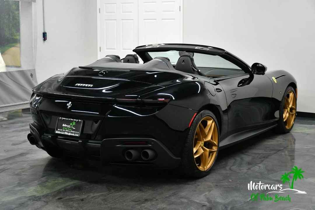 2024 Ferrari Roma Spider - Image 26 of 31
