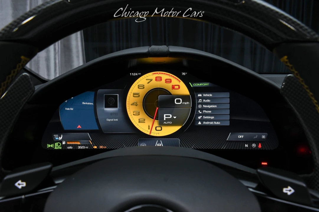 2024 Ferrari Roma Spider - Image 10 of 31