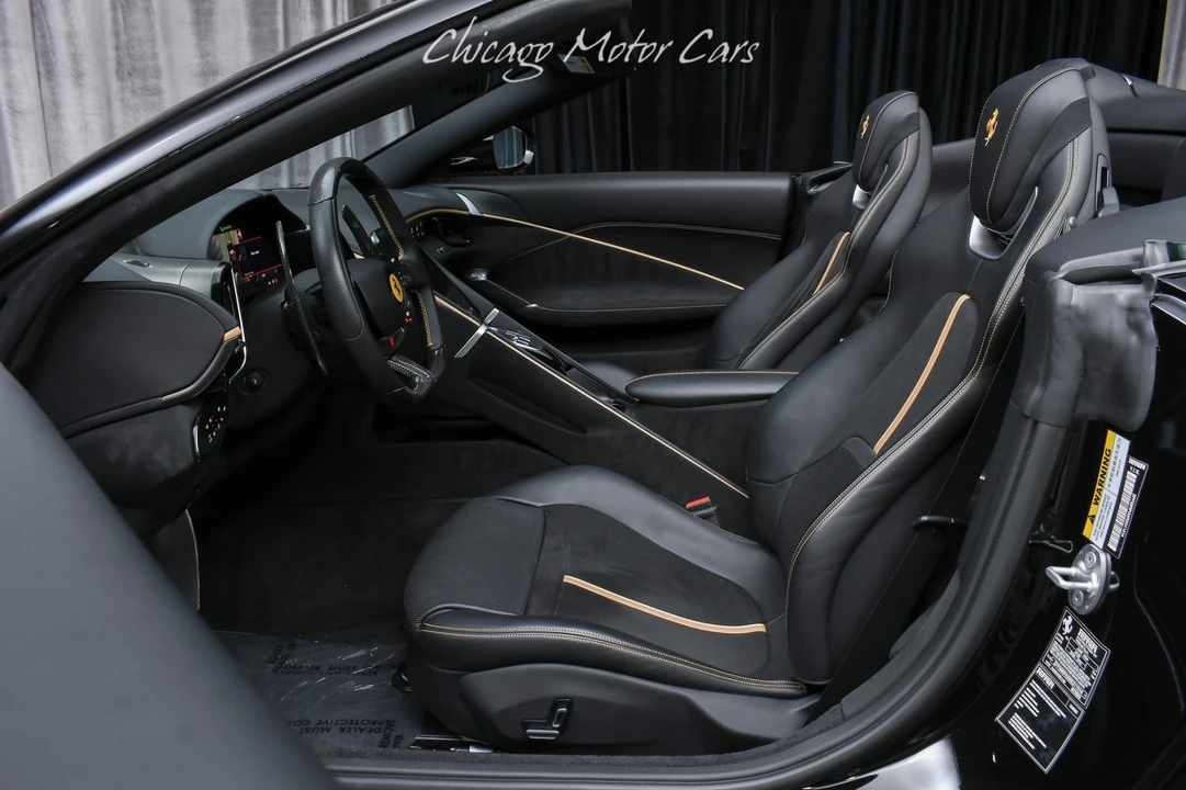 2024 Ferrari Roma Spider - Image 14 of 31