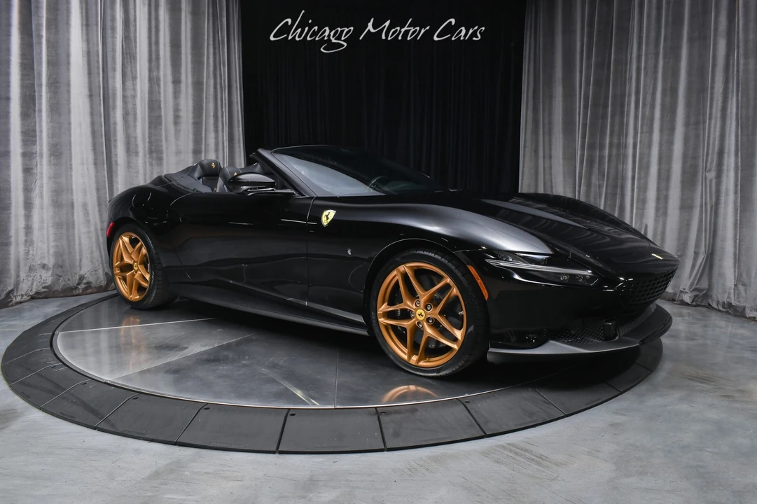 2024 Ferrari Roma Spider - Image 7 of 31