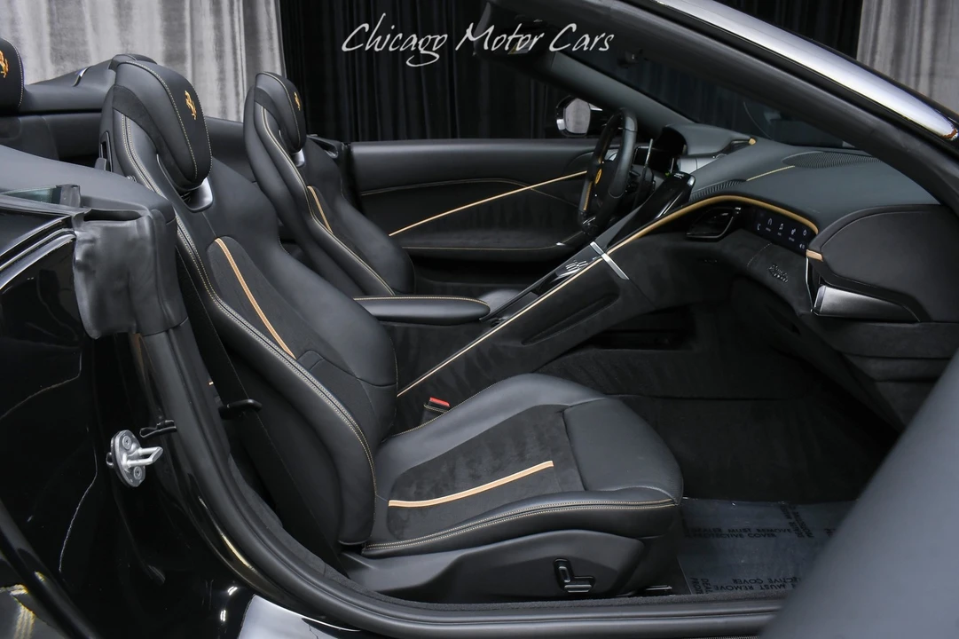 2024 Ferrari Roma Spider - Image 21 of 31