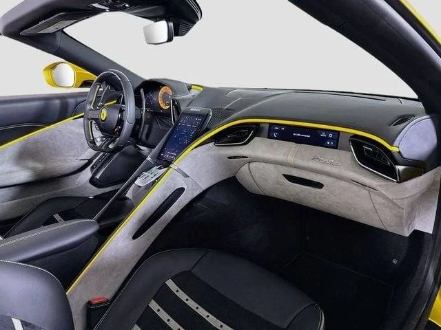2024 Ferrari Roma Spider - Image 18 of 20