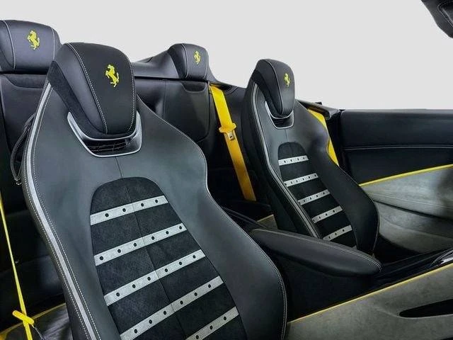 2024 Ferrari Roma Spider - Image 4 of 20