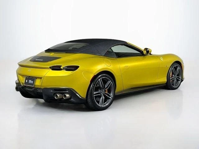2024 Ferrari Roma Spider - Image 9 of 20