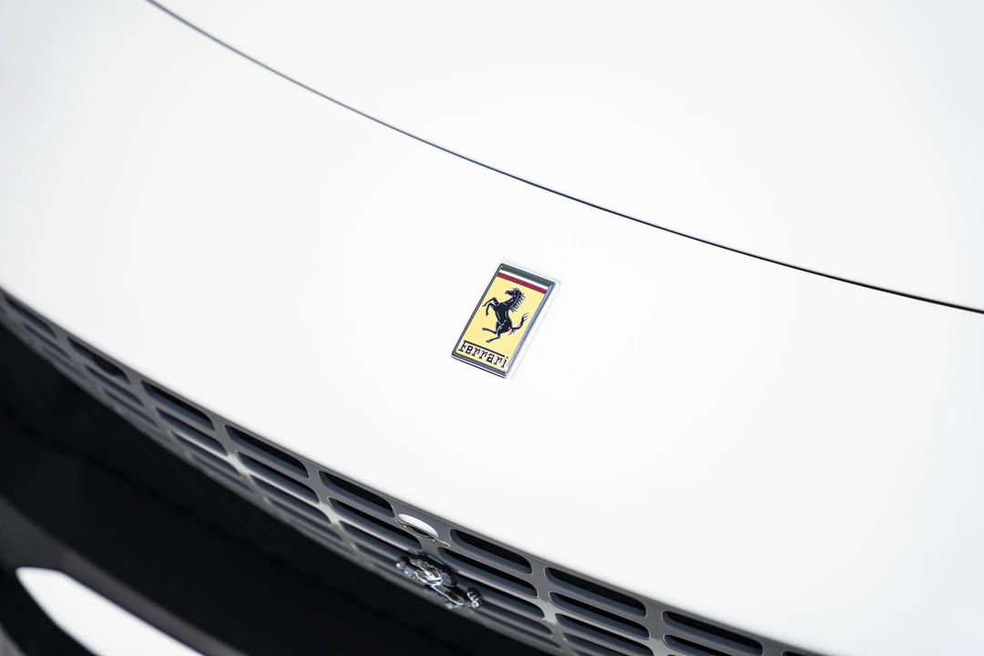 2024 Ferrari Roma Spider - Image 19 of 31