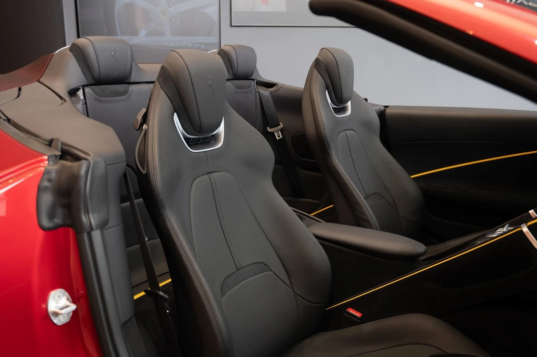 2024 Ferrari Roma Spider - Image 23 of 27