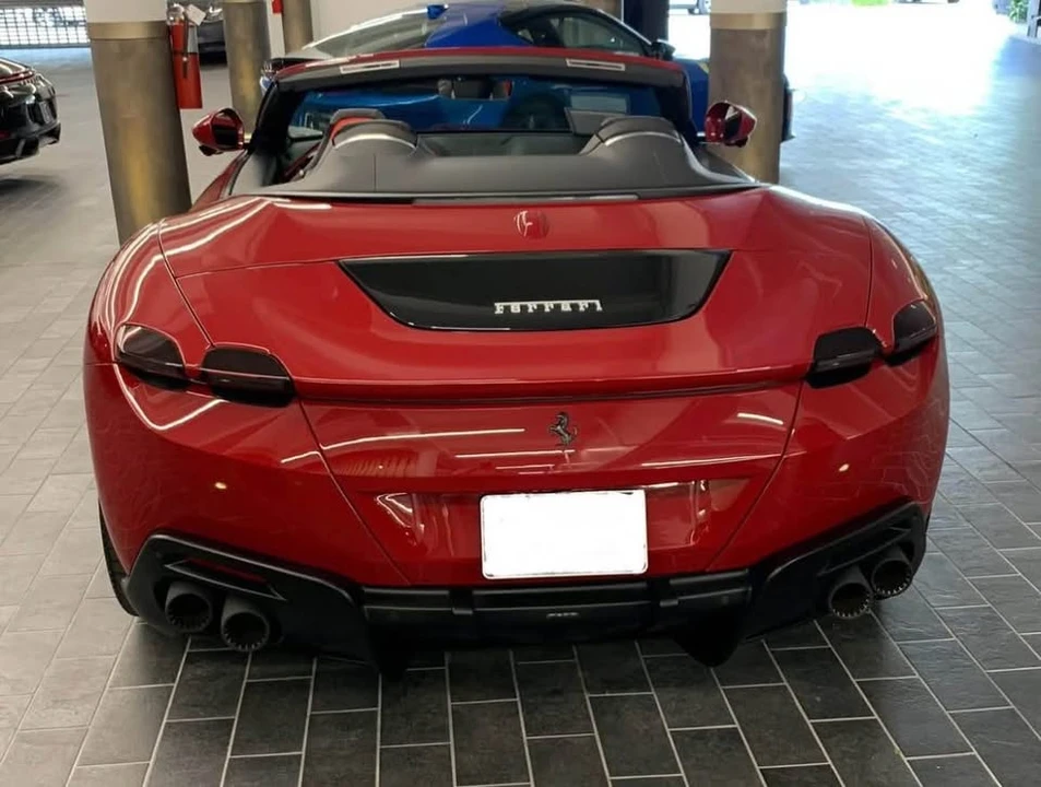 2024 Ferrari Roma Spider - Image 3 of 4