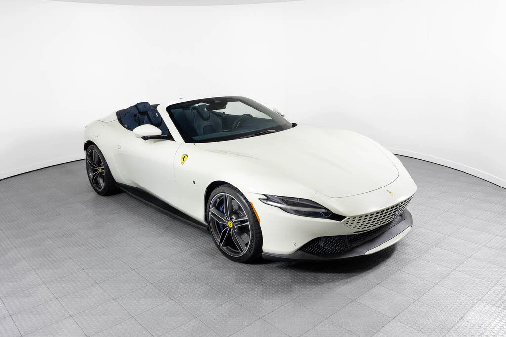 2024 Ferrari Roma Spider - Image 20 of 31