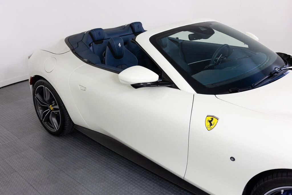 2024 Ferrari Roma Spider - Image 24 of 31