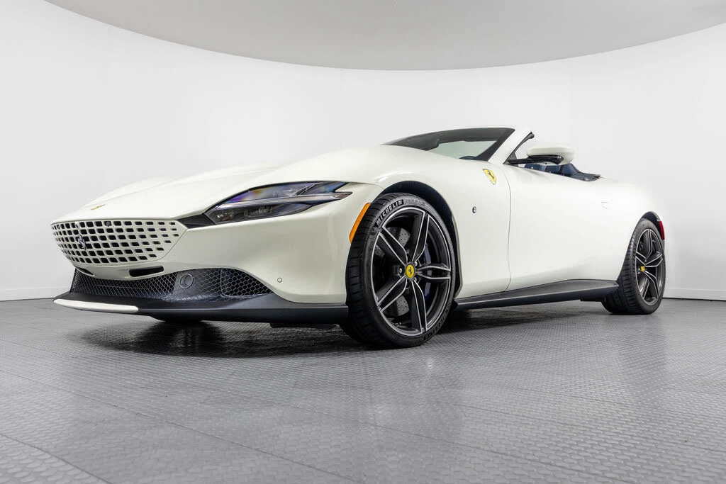 2024 Ferrari Roma Spider - Image 17 of 31