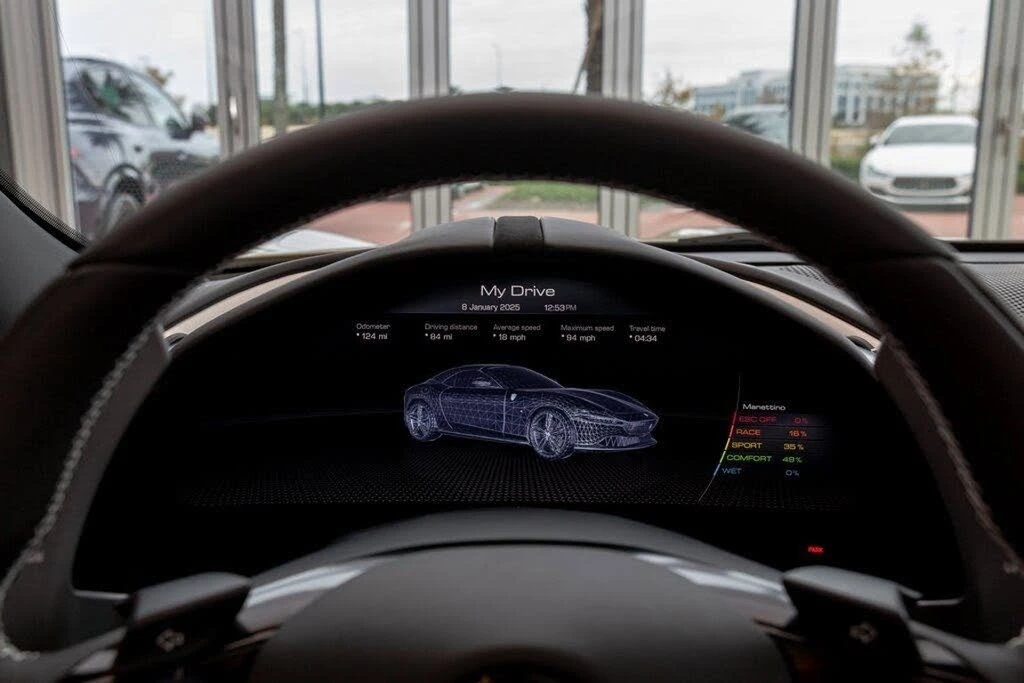 2024 Ferrari Roma Spider - Image 24 of 31