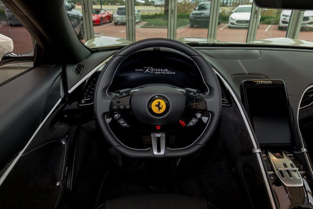 2024 Ferrari Roma Spider - Image 26 of 31