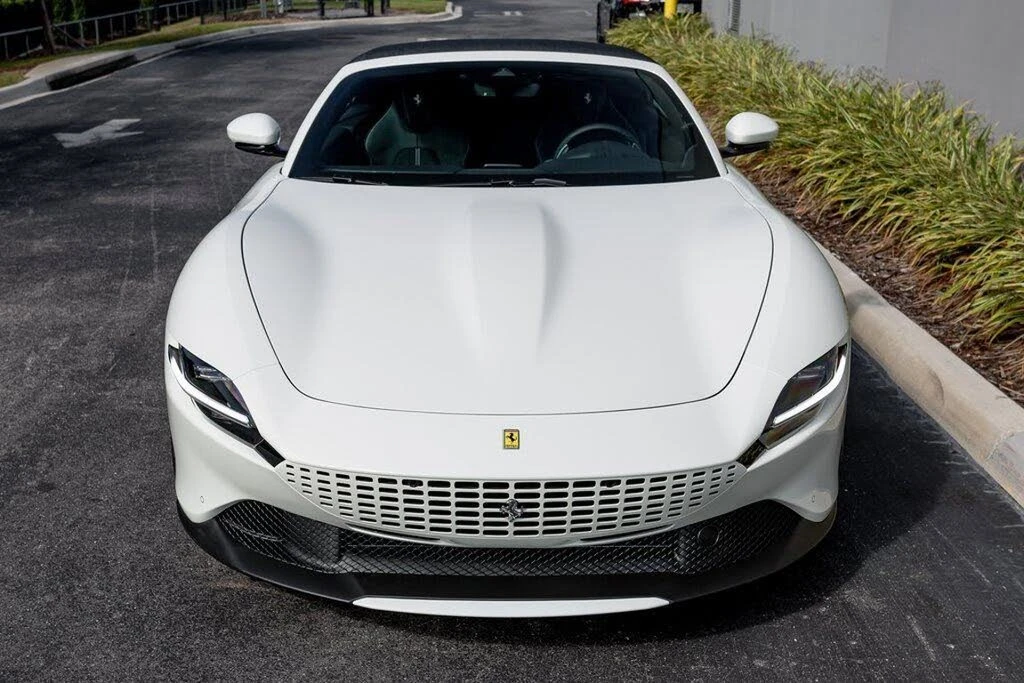 2024 Ferrari Roma Spider - Image 9 of 31