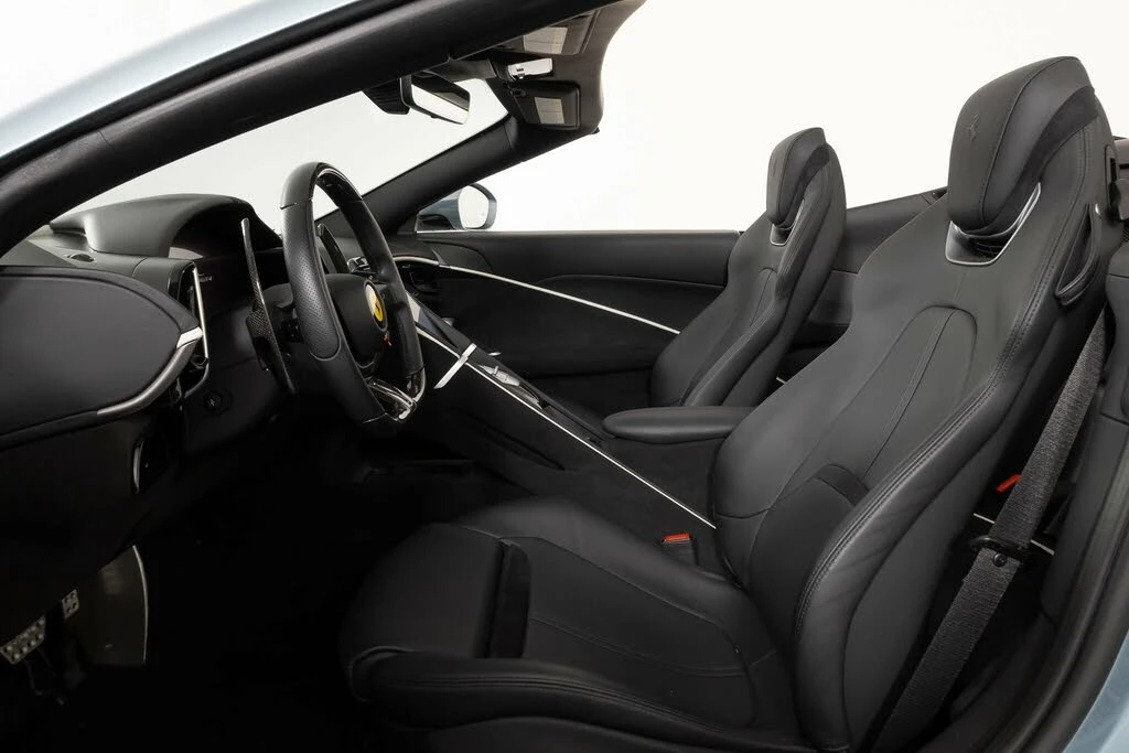 2024 Ferrari Roma Spider - Image 5 of 31