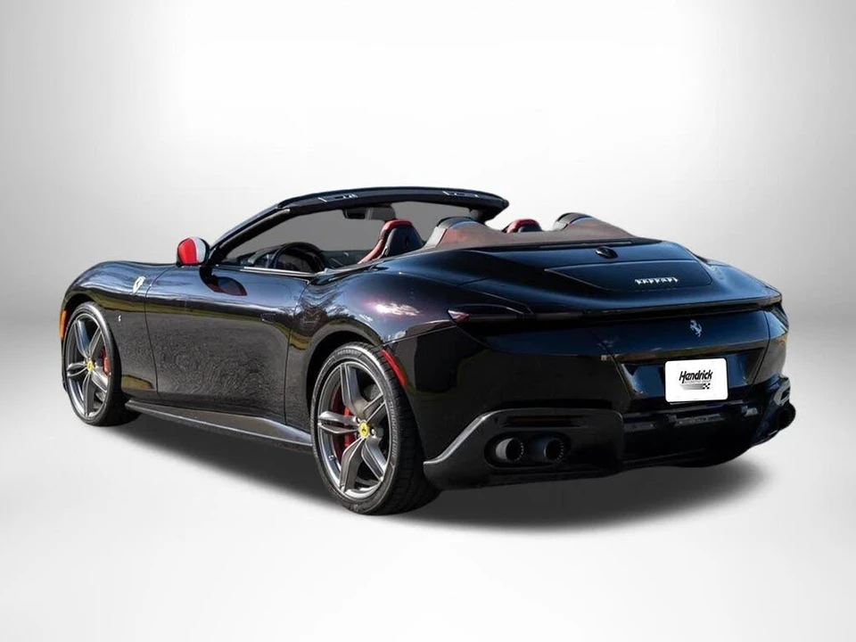 2024 Ferrari Roma Spider - Image 3 of 31