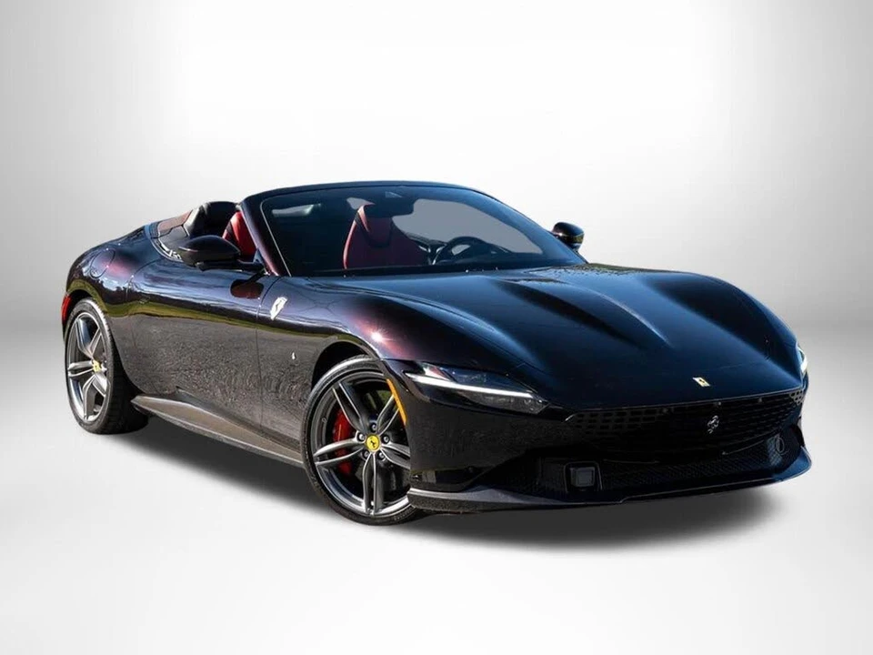 2024 Ferrari Roma Spider - Image 2 of 31