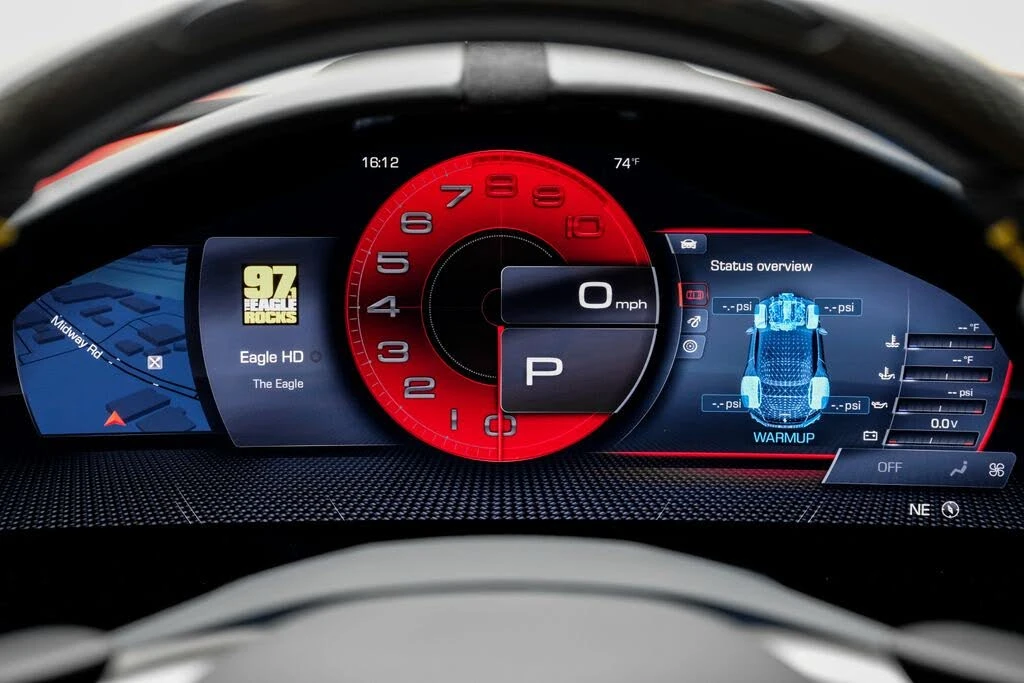 2024 Ferrari Roma Spider - Image 22 of 31