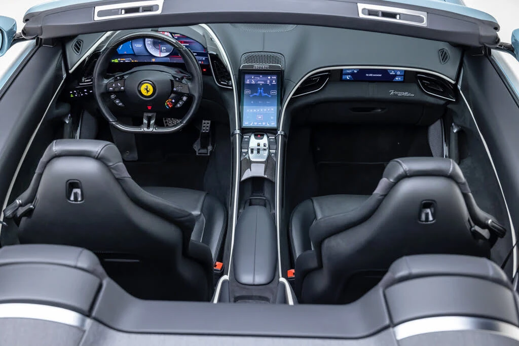 2024 Ferrari Roma Spider - Image 27 of 31