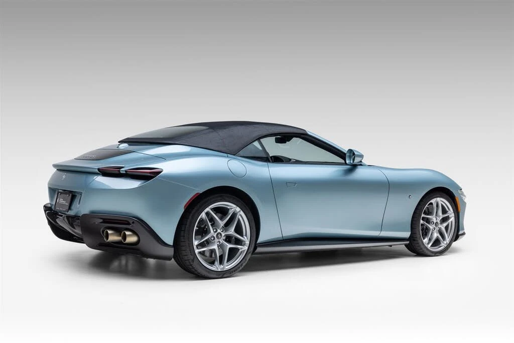 2024 Ferrari Roma Spider - Image 13 of 31