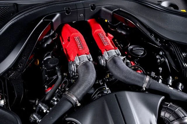 2024 Ferrari Roma Spider - Image 15 of 31