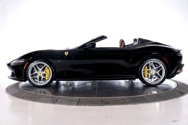 2024 Ferrari Roma Spider - Image 3 of 31