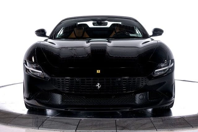 2024 Ferrari Roma Spider - Image 13 of 31