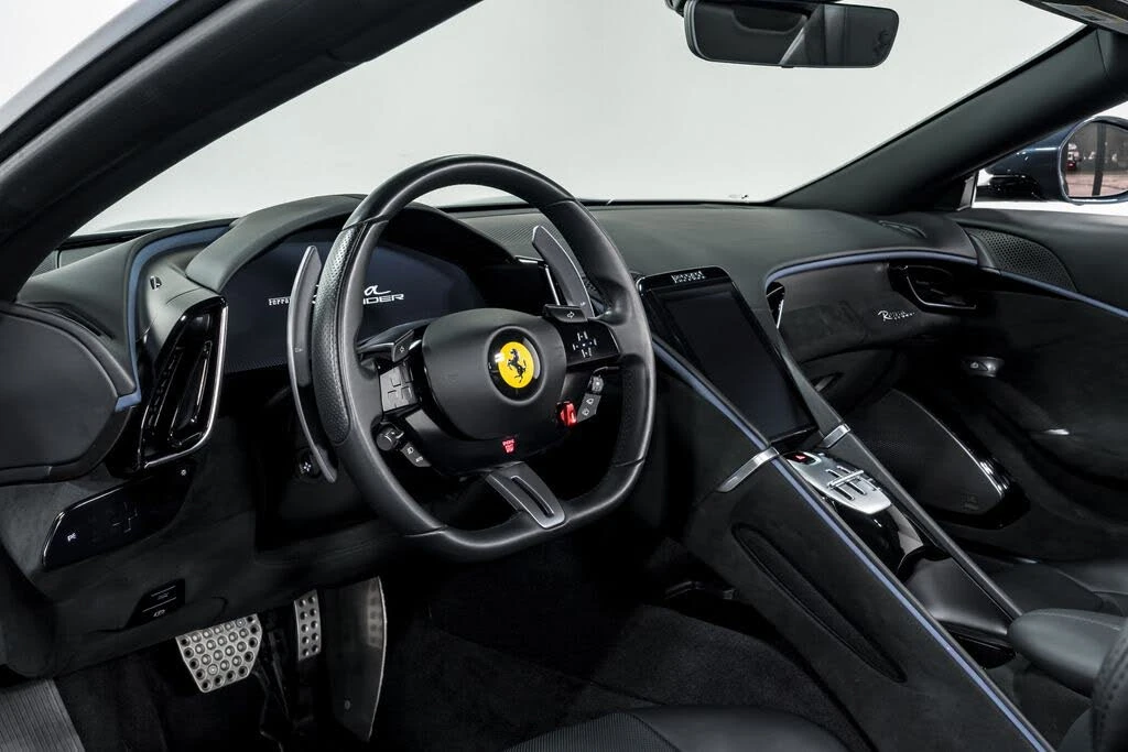 2024 Ferrari Roma Spider - Image 11 of 31