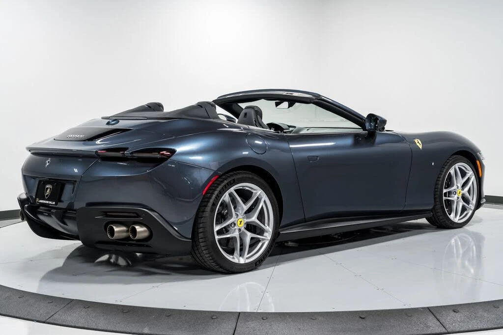2024 Ferrari Roma Spider - Image 3 of 31
