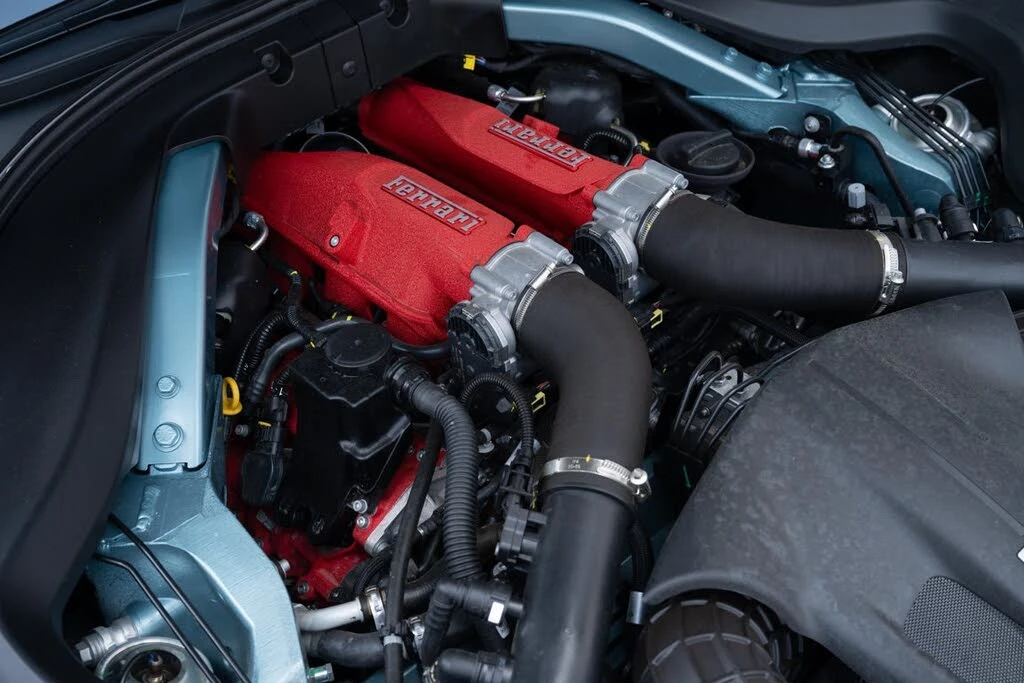 2024 Ferrari Roma Spider - Image 14 of 31