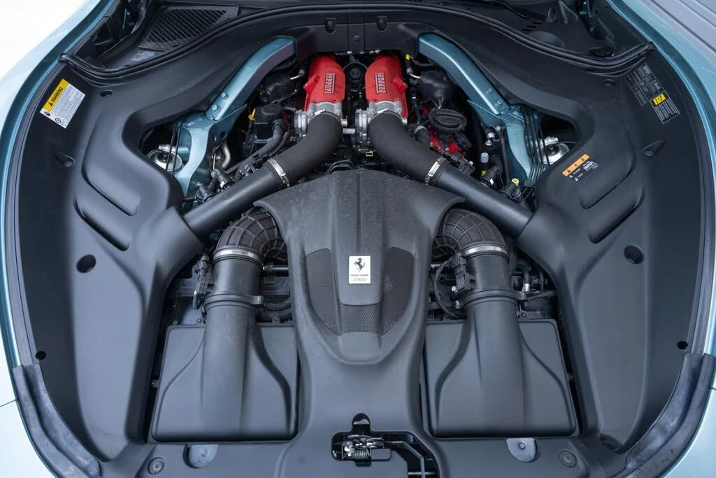 2024 Ferrari Roma Spider - Image 12 of 31