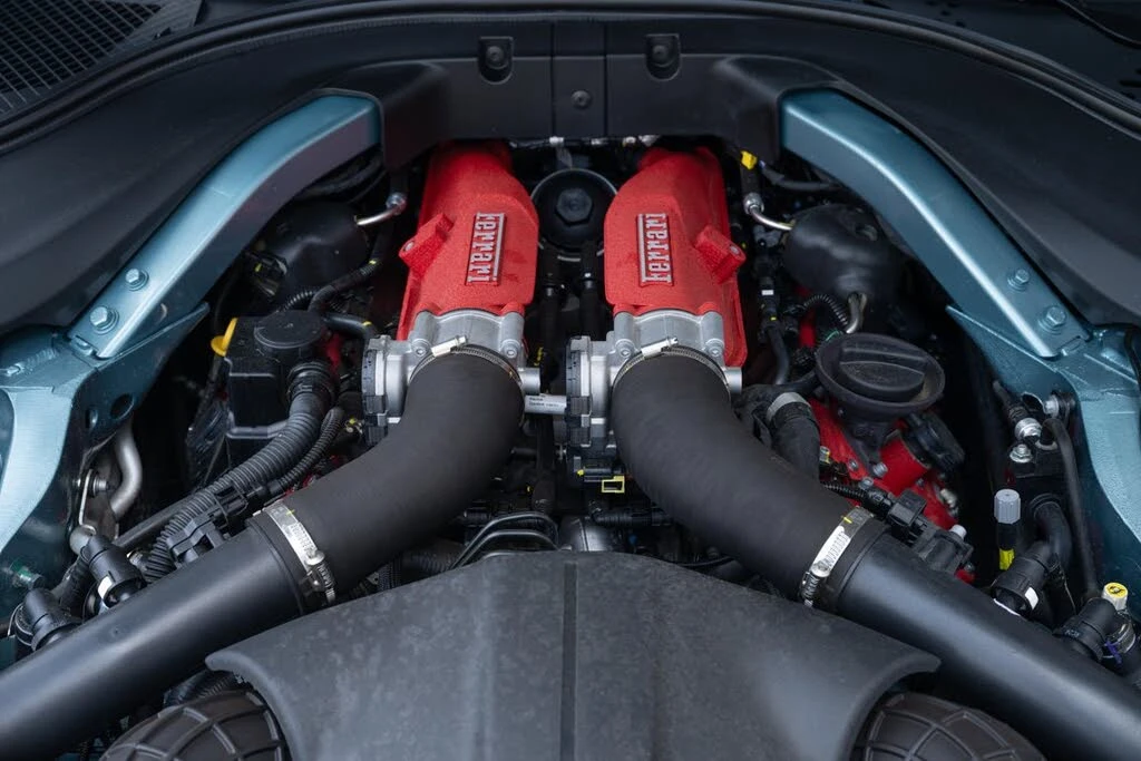 2024 Ferrari Roma Spider - Image 13 of 31