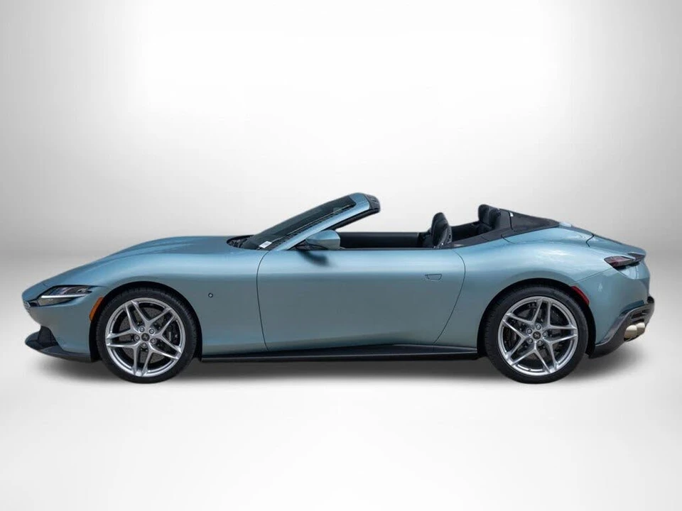 2024 Ferrari Roma Spider - Image 4 of 31