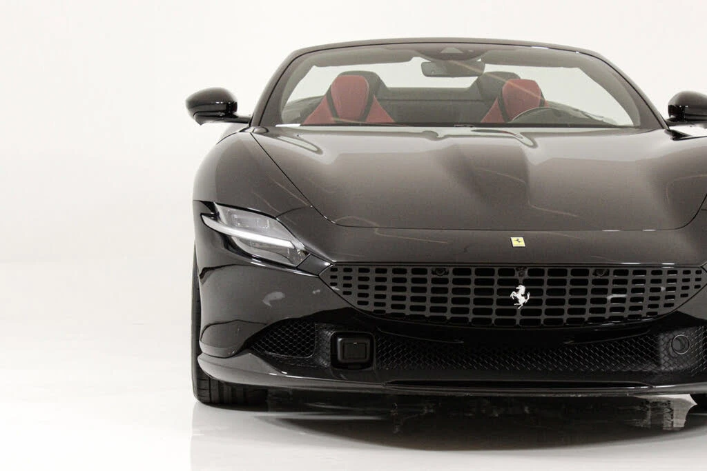 2024 Ferrari Roma Spider - Image 21 of 31