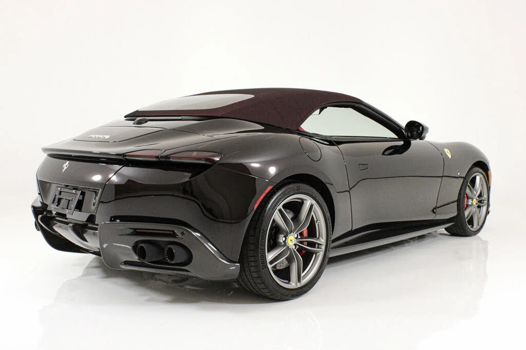 2024 Ferrari Roma Spider - Image 10 of 31