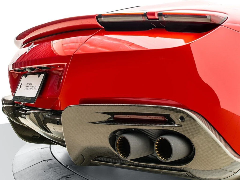 2024 Ferrari Roma Spider - Image 24 of 31