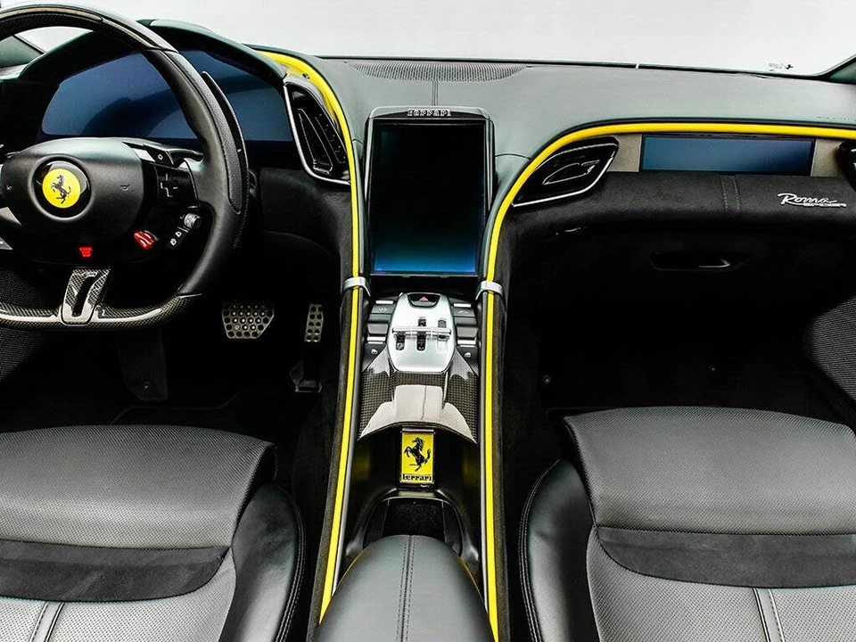 2024 Ferrari Roma Spider - Image 12 of 31