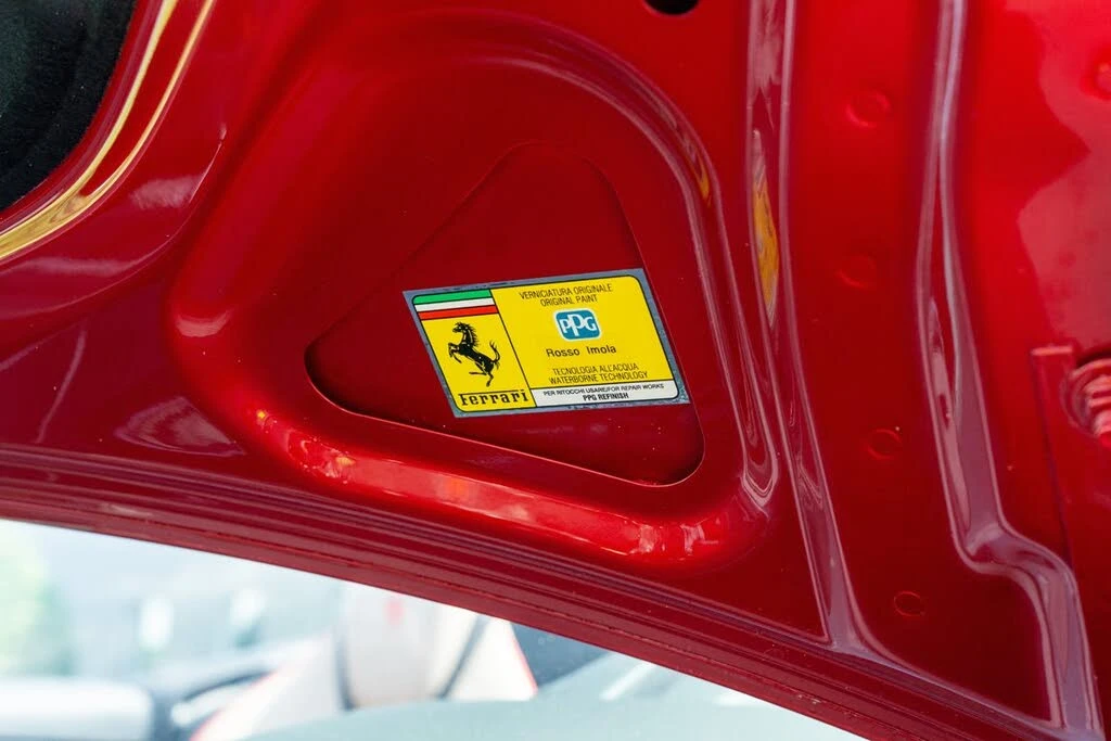 2024 Ferrari Roma Spider - Image 25 of 31