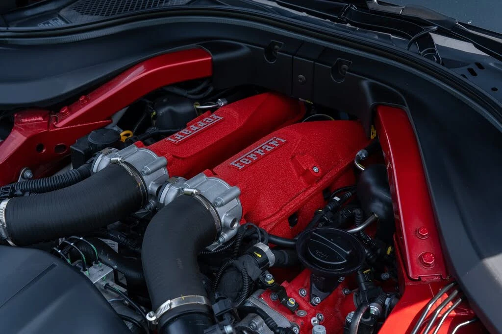 2024 Ferrari Roma Spider - Image 24 of 31