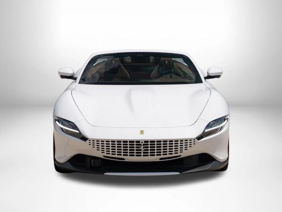 2024 Ferrari Roma Spider - Image 7 of 31