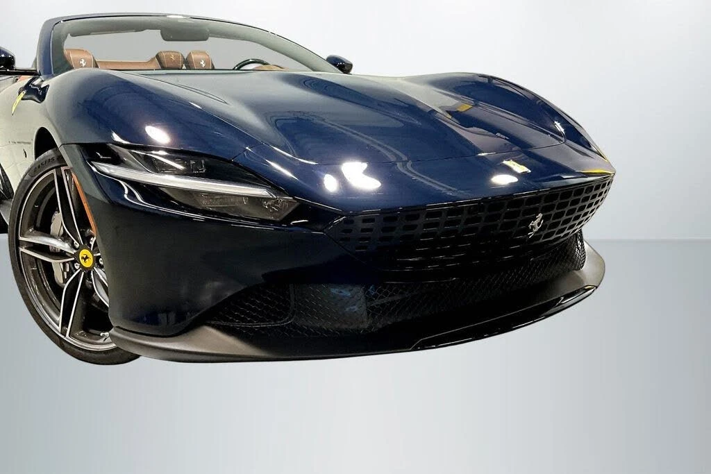 2024 Ferrari Roma Spider - Image 29 of 31