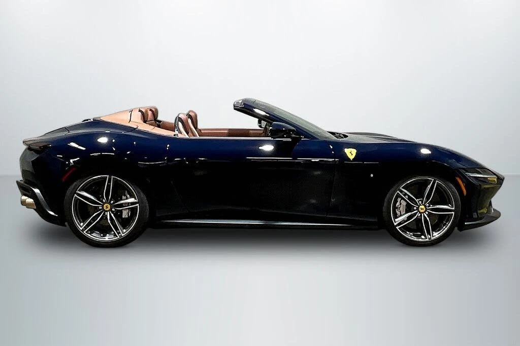 2024 Ferrari Roma Spider - Image 4 of 31