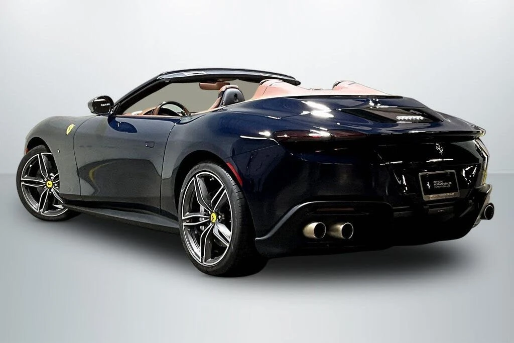 2024 Ferrari Roma Spider - Image 5 of 31