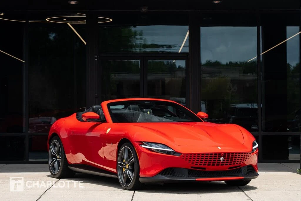 2024 Ferrari Roma Spider - Image 2 of 31